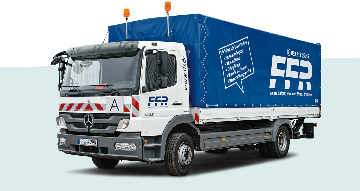 Transportfahrzeug mit Hebebühne